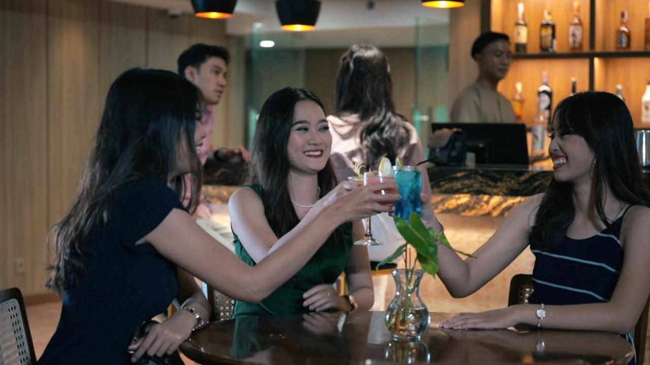 Dream Of Aventus Hotel Kuta クタ エクステリア 写真
