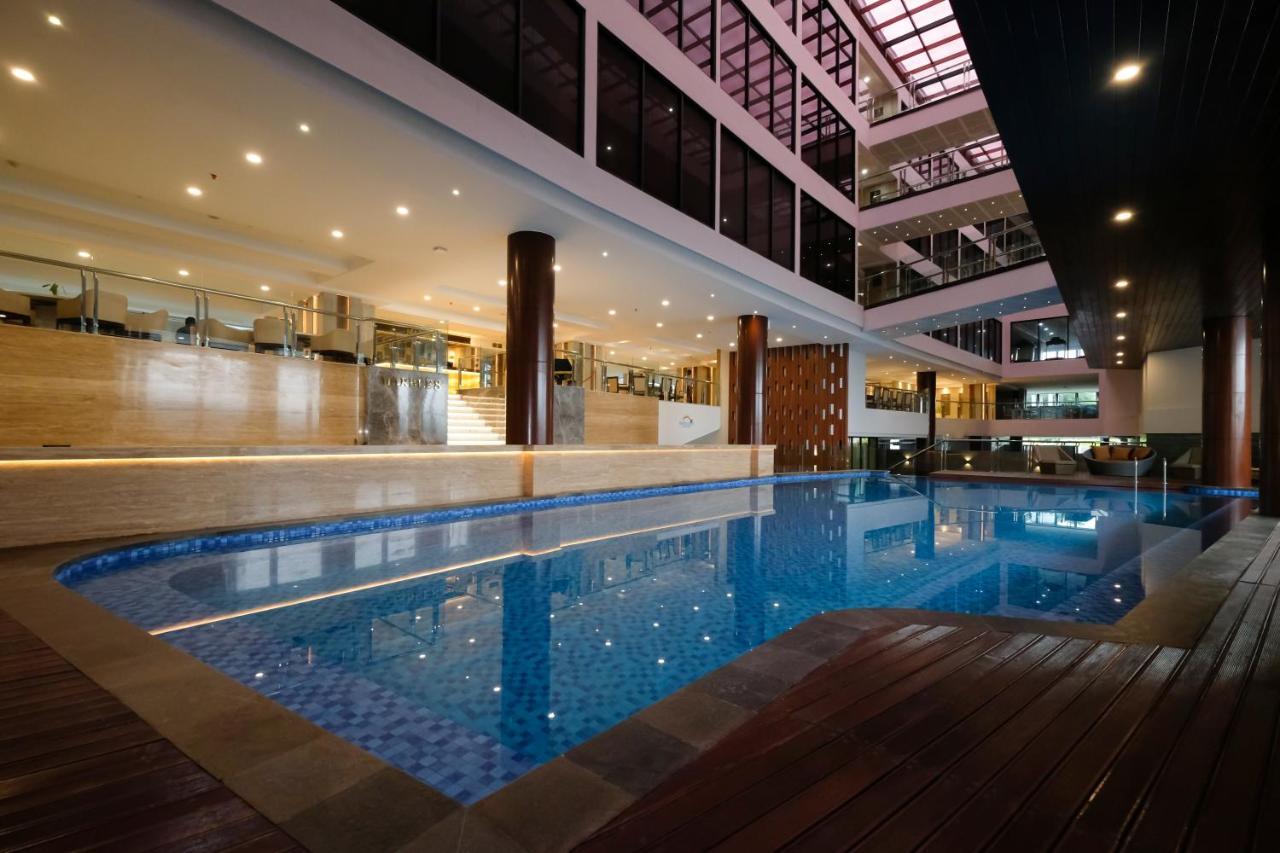 Dream Of Aventus Hotel Kuta クタ エクステリア 写真